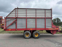 Self-loading wagon Taarup 1030