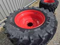 Wheels, Tyres, Rims & Dual spacers Trelleborg 540/65R34  75% + 440/65R24 75%