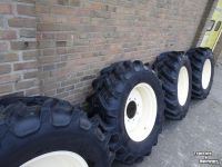 Wheels, Tyres, Rims & Dual spacers BKT 380/70R24