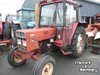 Tractors International 733