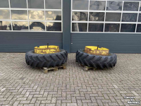 Wheels, Tyres, Rims & Dual spacers John Deere Dubbellucht 16.9R38 John Deere 6200