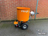 Sawdust spreader for boxes Flingk se 250
