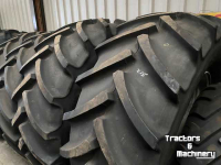 Wheels, Tyres, Rims & Dual spacers  650/65R38 Mitas wielen set Valtra