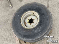 Wheels, Tyres, Rims & Dual spacers BKT 11.00-16