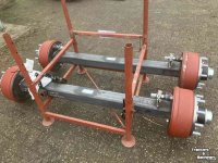 Diverse new spare-parts Jako FAD assen , 130-120-90-70mm vierkant NIEUW