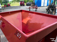 Fertilizer spreader Lely 1250 liter