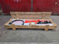 Diverse new spare-parts Kuhn Hydraulische Schuinverstelling | 1126960