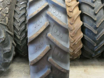 Wheels, Tyres, Rims & Dual spacers BKT 420/85 R38 RT855 BKT NIEUW