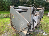 Self-propelled feed mixer  DICHTE BAK / CLAAS AANSLUITING