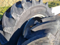 Wheels, Tyres, Rims & Dual spacers Alliance 520/85R38 & 420/70R28 ploegbanden