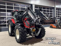 Tractor Valtra N134 Hitech met FH+PTO en voorlader!