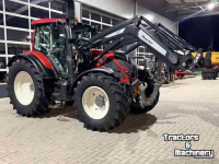 Tractor Valtra N134 Hitech met FH+PTO en voorlader!