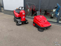 Sweepers and vacuum sweepers M-Sweep Veegmachines