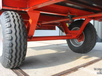 Manure spreader Agromet Igamet NT255/3 stalmeststrooier mestverspreider ruige mest strooier