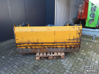 Silage-block distribution wagon Mammut SILO CAT 220 M