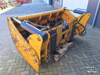Silage-block distribution wagon Mammut SILO CAT 220 M