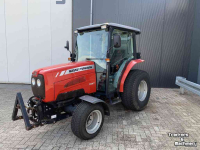 Horticultural Tractors Massey Ferguson 1547 Dyna-QPS Compact Tractor