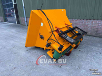 Sawdust spreader for boxes Giant VDB 1000