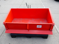 Tractor tipping boxes Knegt Grondbak