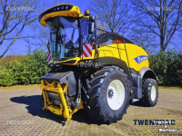 Forage-harvester New Holland FR 550