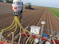 Granulate spreader Delimbe T14  granulaatstrooier- zaaimachine,