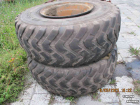 Wheels, Tyres, Rims & Dual spacers Triangle 20,5r25