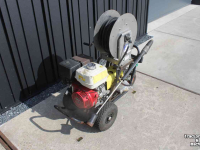 High-pressure cleaner, Hot / Cold Karcher HD1050B koudwater hogedrukreiniger met Honda benzinemotor motorspuit hogedruspuit