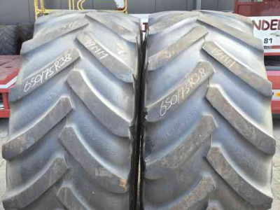 Wheels, Tyres, Rims & Dual spacers Good Year 650/75R38 19mm op JOHN DEERE velgen