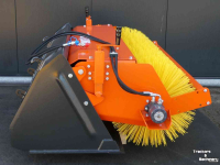 Sweeper Hofstede Bakveegmachine frontlader shovel bak veegmachine compact