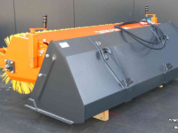 Sweeper Hofstede Bakveegmachine frontlader shovel bak veegmachine compact