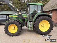 Tractor John Deere 6810