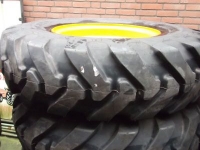 Wheels, Tyres, Rims & Dual spacers JCB 1300-24 Galexi