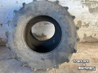 Wheels, Tyres, Rims & Dual spacers Galaxy 710/70R38 set nieuwe banden