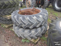 Wheels, Tyres, Rims & Dual spacers Molcon 14,9 x 30