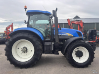 Tractor New Holland T7050