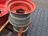 Wheels, Tyres, Rims & Dual spacers Fendt 13.5/75-17, 17" velg, origineel Fendt 300 LS