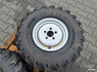Wheels, Tyres, Rims & Dual spacers BKT 4x BKT 7.00-12 met velg