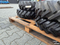 Wheels, Tyres, Rims & Dual spacers BKT 4x BKT 7.00-12 met velg