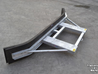 Rubber yard scraper Qmac ZWARE RUBBERSCHUIF 3.00 LEPEL