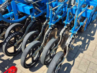 Seed drill Lemken Zirkon 8/300 + Solitair 9/300 DS150