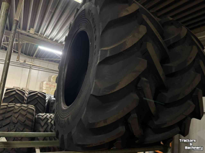 Wheels, Tyres, Rims & Dual spacers Vredestein 710/75R42