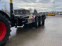 Hooked-arm carrier Toplift TH 2667 Haakarm