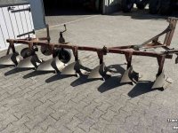 Ploughs  7 schaar