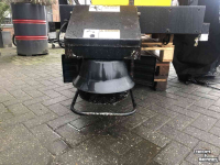 Snow Removal Equipment  Veepro SP-3000 opzet zout/zand strooier