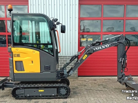 Excavator tracks Volvo EC18E DEMO