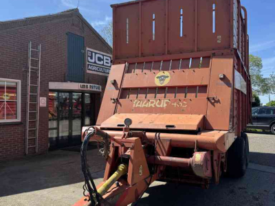 Self-loading wagon Taarup 465