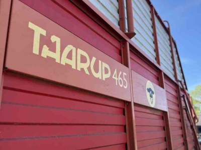 Self-loading wagon Taarup 465