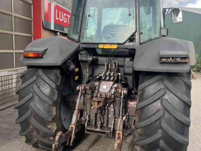 Tractor Massey Ferguson 6190 Dynashift tractoren