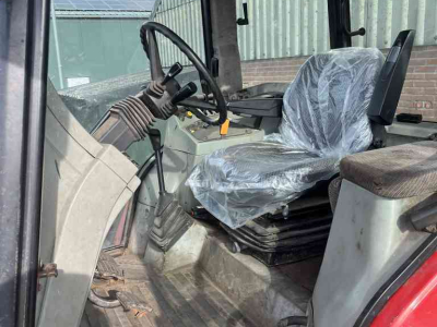 Tractor Massey Ferguson 6190 Dynashift tractoren