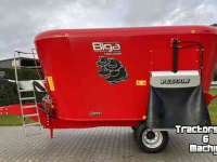 Vertical feed mixer Peecon Biga Topliner Twin Future 19